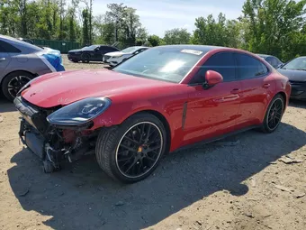 2018 Porsche Panamera WP0AA2A76JL114013