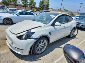 2023 Tesla Model Y 7SAYGAEEXPF759990 Lot 53277266