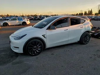 2023 Tesla Model Y 7SAYGDEFXPF796855 Lot 94323875
