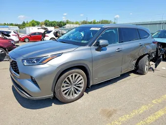 2025 Toyota Highlander 5TDKBRCH7SS661971 Lot 52146706