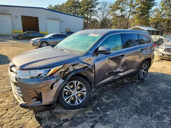 2019 Toyota Highlander 5TDZARFH1KS045504 Lot 49386316