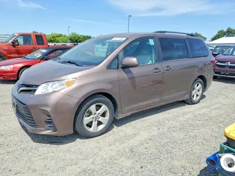 2020 Toyota Sienna 5TDKZ3DC0LS049169 Lot 54171556