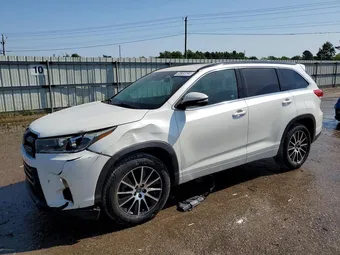 2018 Toyota Highlander 5TDKZRFH3JS531241 Lot 50932296