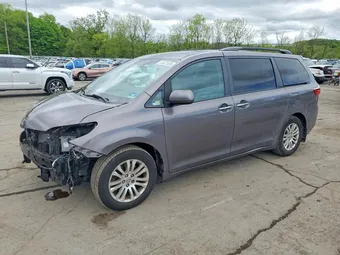 2016 Toyota Sienna 5TDYK3DC2GS728137 Lot 53421536