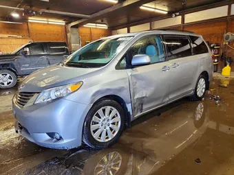 2017 Toyota Sienna 5TDDZ3DC0HS159610 Lot 77319025