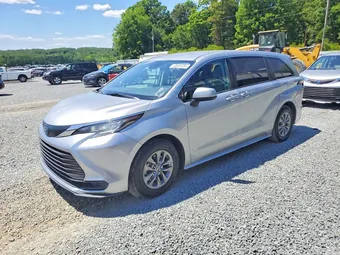 2022 Toyota Sienna 5TDKRKEC3NS115631 Lot 53803336