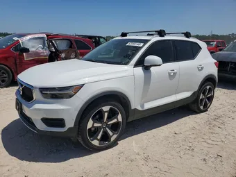 2019 Volvo XC40 YV4162XZ8K2014946