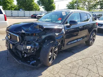 2024 Volvo XC40 YV4L12UE3R2203829