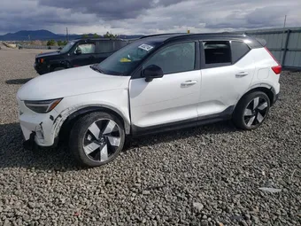 2023 Volvo XC40 YV4ED3UM6P2082188