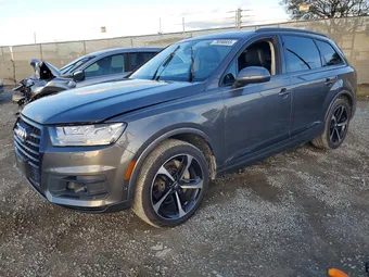 2019 Audi Q7 WA1VAAF72KD001377
