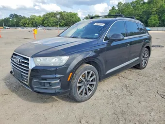 2017 Audi Q7 WA1LAAF75HD012275