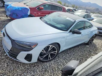 2024 Audi e-tron GT WAUCJBFW7R7002041
