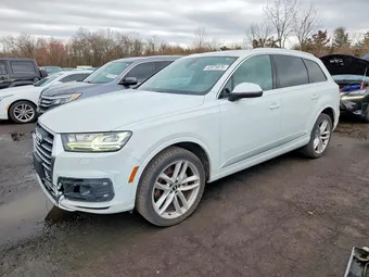 2017 Audi Q7 WA1VAAF73HD038219
