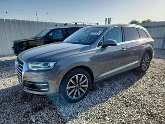 2017 Audi Q7 WA1LAAF71HD003413
