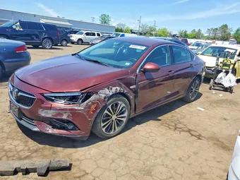 2018 Buick Regal Sportback W04GP6SX5J1093515