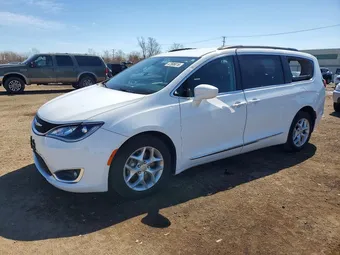 2017 Chrysler Pacifica 2C4RC1BG8HR668337 Lot 47508016