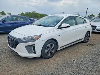 2017 Hyundai Ioniq KMHC75LC3HU035403