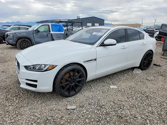 2017 Jaguar XE SAJAJ4BV8HA964239