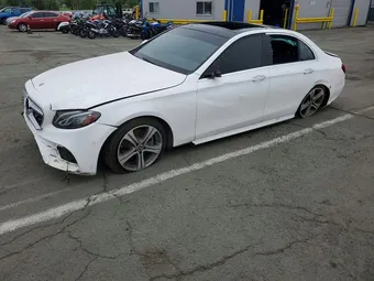 2019 Mercedes-Benz E-Class WDDZF4JB8KA506501