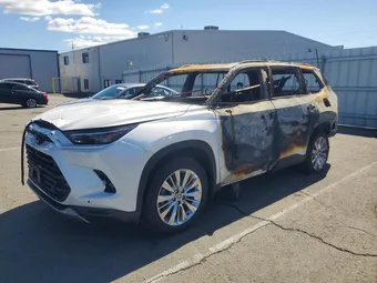 2024 Toyota Grand Highlander 5TDAAAB55RS043646