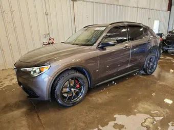 2020 Alfa Romeo ZASPAKAN2L7C73140