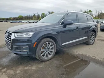 2018 Audi Q7 WA1LHAF75JD020801