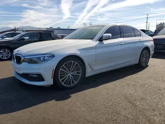 2017 BMW 5 Series WBAJA5C32HG897083