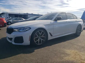 2021 BMW 5 Series WBA13AG06MCF92046