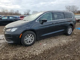 2022 Chrysler Voyager 2C4RC1CG2NR226907