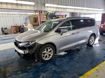2018 Chrysler Pacifica 2C4RC1EG4JR131692 Lot 76426955