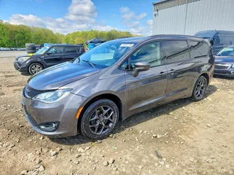 2018 Chrysler Pacifica 2C4RC1EG5JR332744 Lot 49988706