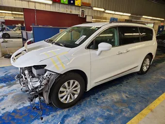2018 Chrysler Pacifica 2C4RC1BG6JR210964 Lot 51665876