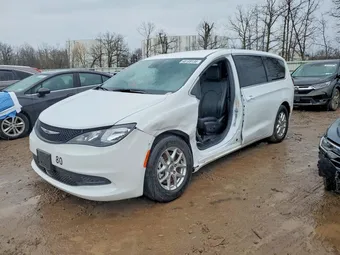 2025 Chrysler Voyager 2C4RC1CG2SR533926