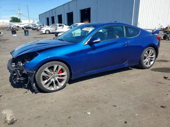 2016 Hyundai Genesis KMHHU6KJ2GU136399