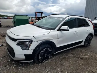 2024 Kia Niro EV KNDCR3L15R5091064
