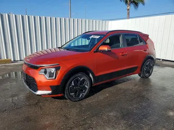 2023 Kia Niro EV KNDCR3L13P5050946
