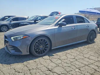 2019 Mercedes-Benz A-Class WDD3G4EB0KW012472