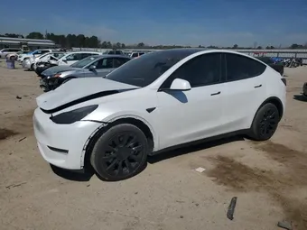 2024 Tesla Model Y 7SAYGDEE9RA220049 Lot 49482305