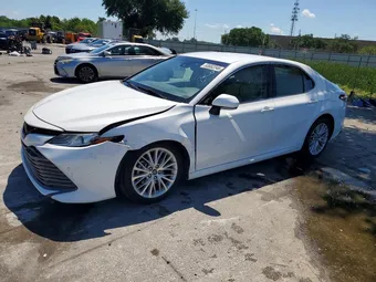 2018 Toyota Camry 4T1B11HK2JU520904 Lot 53652246