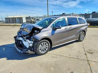 2024 Toyota Sienna 5TDYSKFC8RS124909 Lot 79356815