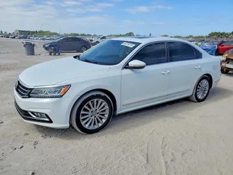 2016 Volkswagen Passat 1VWBT7A3XGC048970