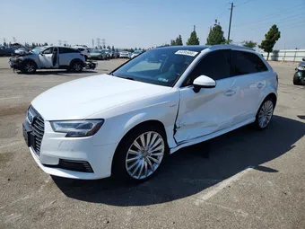 2017 Audi A3 Sportback WAUTPBFFXHA056045