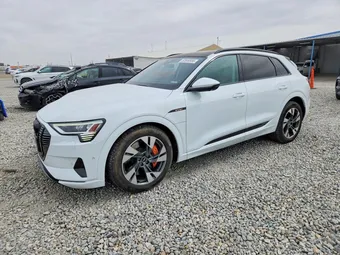 2021 Audi e-tron WA1AAAGE8MB038556