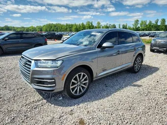 2017 Audi Q7 WA1VABF74HD034119