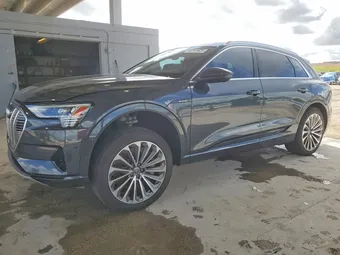 2019 Audi e-tron WA1VAAGEXKB023023