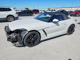 2019 BMW Z4 WBAHF3C5XKWW39798