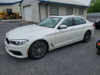 2019 BMW 5 Series WBAJE7C59KWD55447