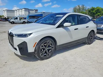 2023 BMW iX WB523CF0XPCM64118
