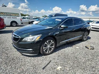 2017 Buick LaCrosse 1G4ZP5SS1HU161584