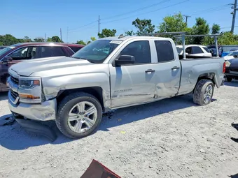 2018 Chevrolet Silverado 1500 1GCRCPECXJZ336388 Lot 50164456